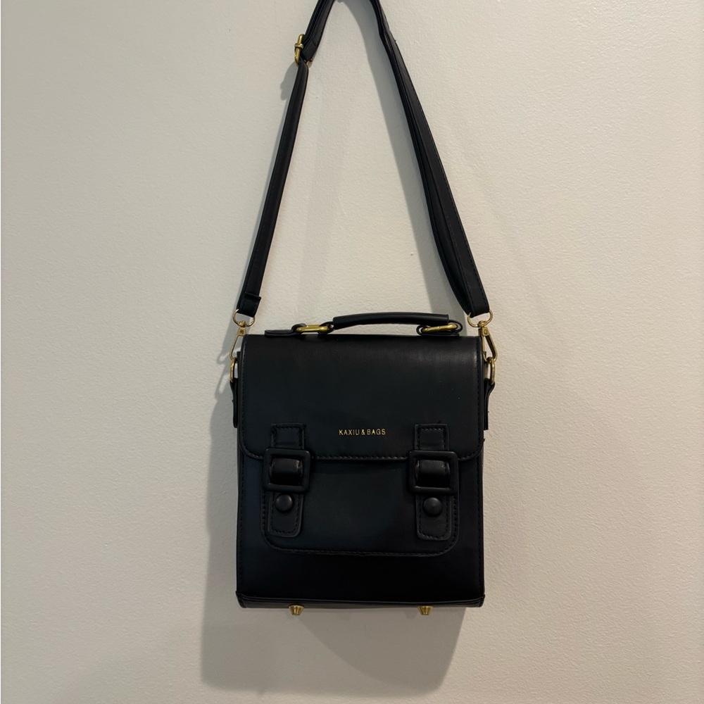 Black Leather Messenger Bag